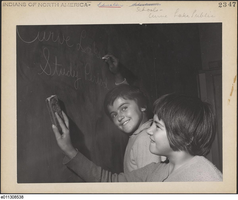 Students by Day : Colonialism and Resistance at the Curve Lake Indian Day School (HC) (Pre-Order for Oct 14/25)