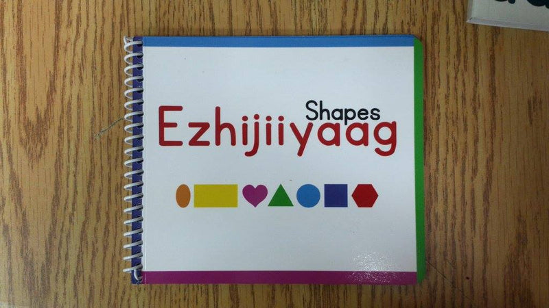 Baby's First Books : Ezhijiiyaag/Shapes (BD)